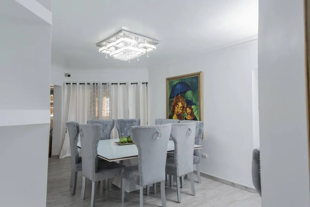 8 Bedrooms Penthouse Jacuzzi & Private Terrace Santo Domingo 0*,  Den Dominikanske Republik